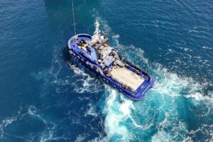 POYNTING-antennes bieden betrouwbare connectiviteit voor middelgrote boten, sleepboten en kustvaartuigen, en zorgen voor naadloze maritieme communicatie en internettoegang. Afbeeldingen worden uitsluitend gebruikt voor visuele weergave. Deze afbeeldingen mogen niet worden gedownload, gekopieerd of in welke vorm dan ook worden gebruikt zonder voorafgaande toestemming.